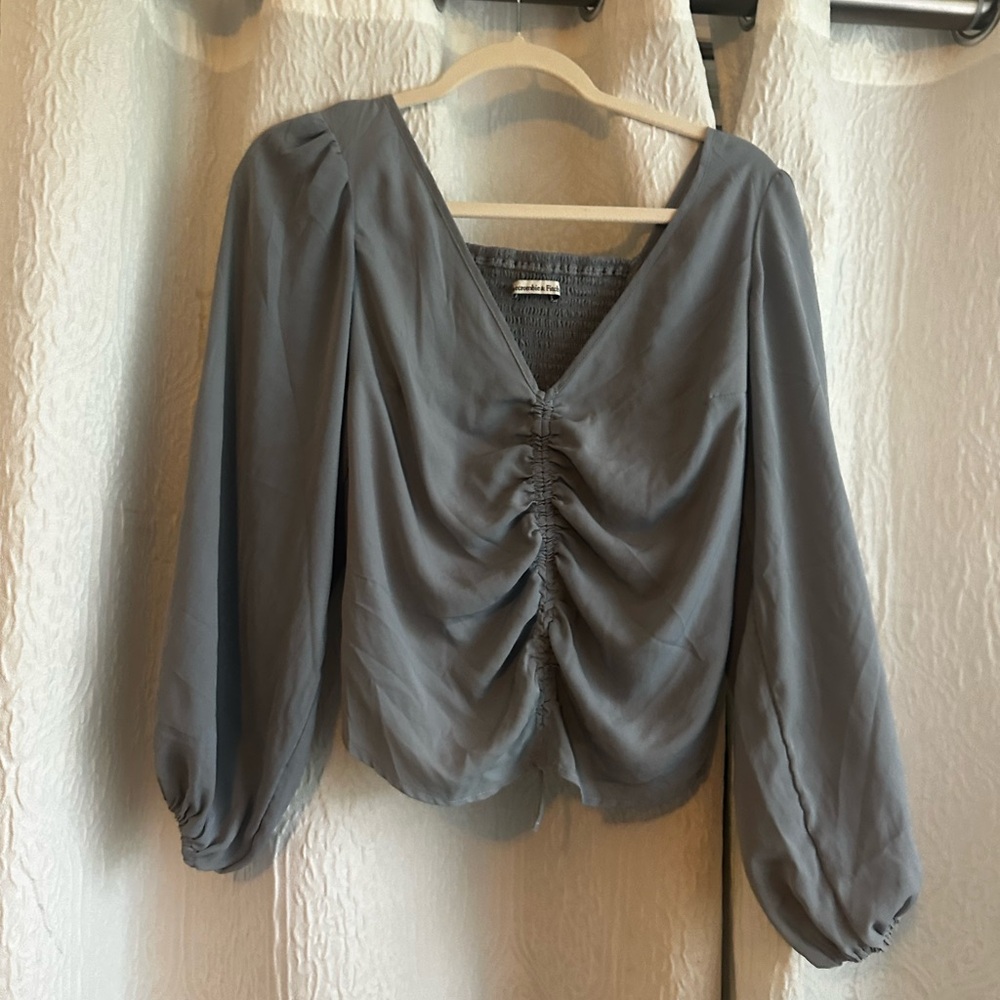 Abercrombie and fitch top